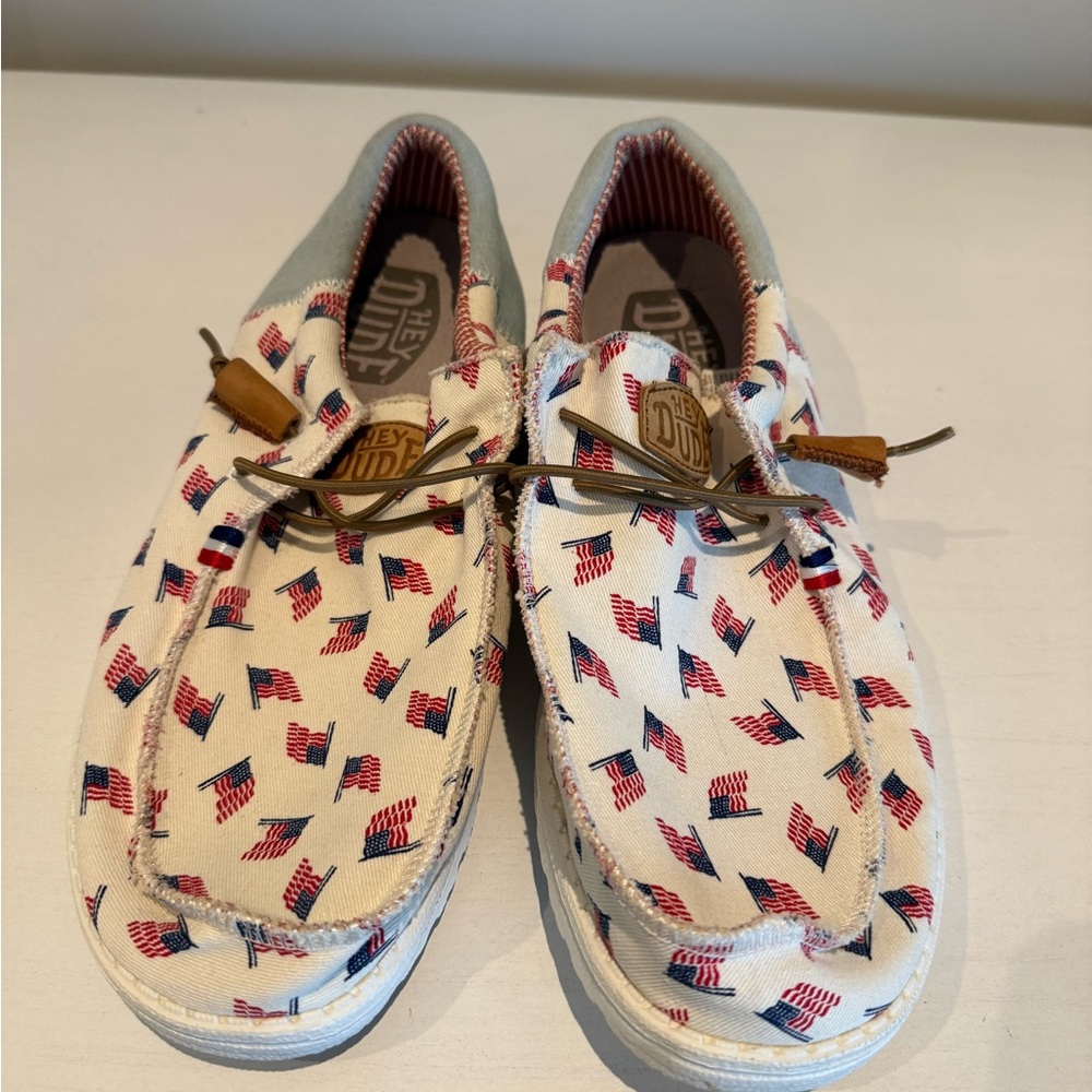 Hey Dude Men’s Size 10 Flag Print - Red, Blue, and White